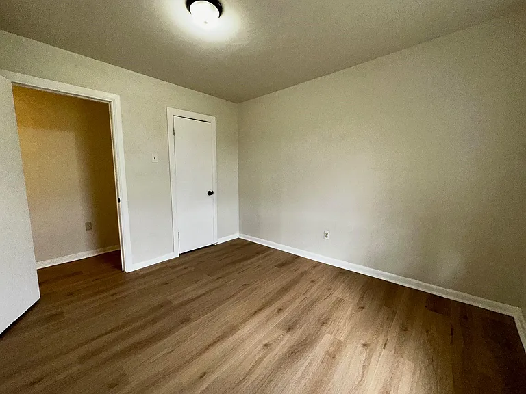6023 Belarbor St — Photo 14