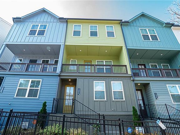 3rd image of 1394 Cozy Cir SE