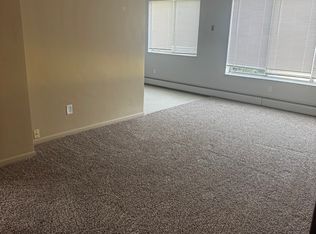 66692 Van Dyke Rd APT A2, Washington, MI 48095