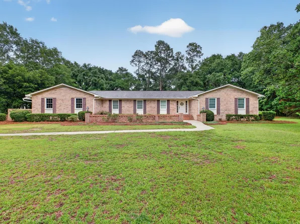 291 Clemson St, Williston, SC 29853