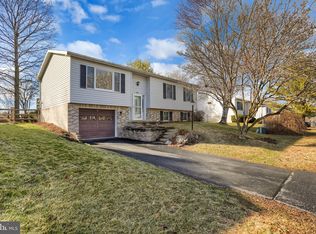 2484 Buchenhorst Rd, State College, PA 16801
