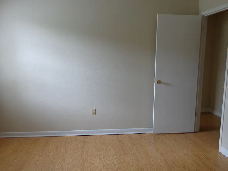 1510 Meeks Rd — Photo 15