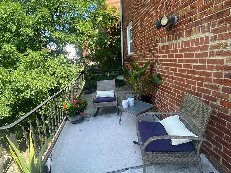 1744 Pioneer Ave — Photo 21