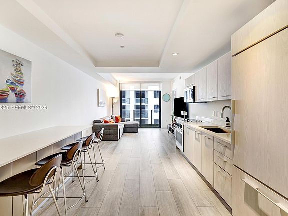 2nd image of 55 SW 9th St Unit 1609