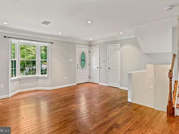 3rd image of 7744 Wolford Way