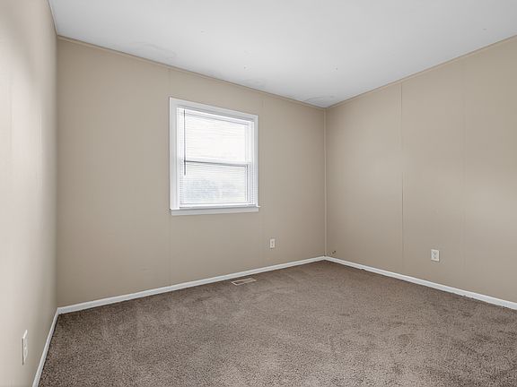 5th image of 10025 Catalina Dr