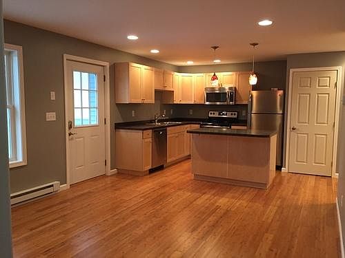 1st image of 23A Pine St