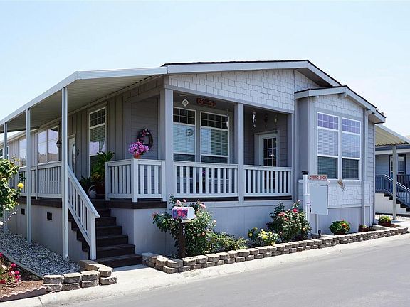 2nd image of 5770 Winfield Blvd Space 39