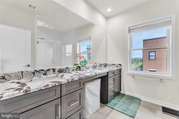 23575 Hopewell Manor Ter — Photo 18