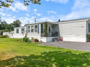 40 Hagop Rd, Salem, NH 03079