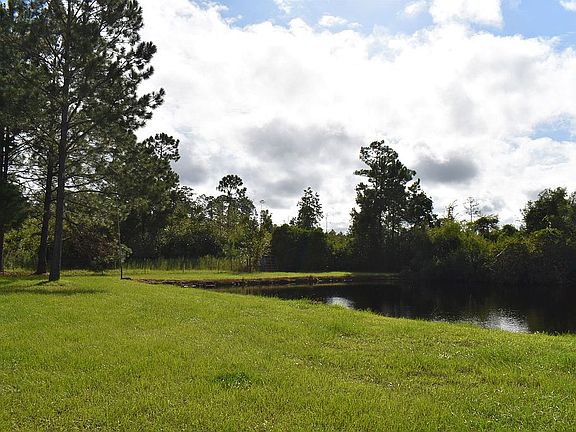 3rd image of 3244 NW County Road 143