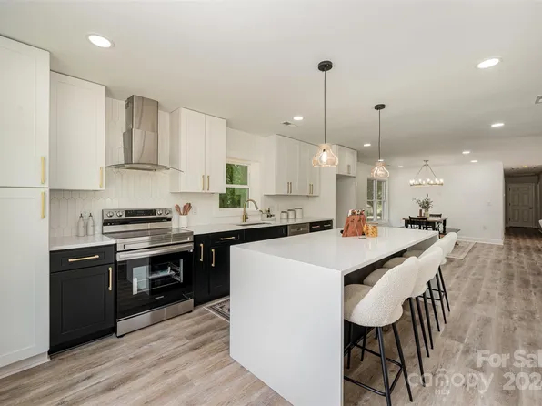 5303 Hickory Grove Rd, Stanley, NC 28164