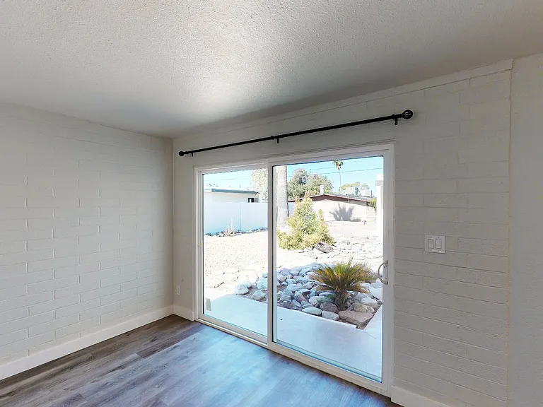 1712-1724 E Ocotillo Rd — Photo 12