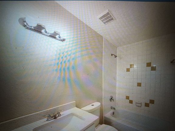 4th image of 603 Woodbine St #4