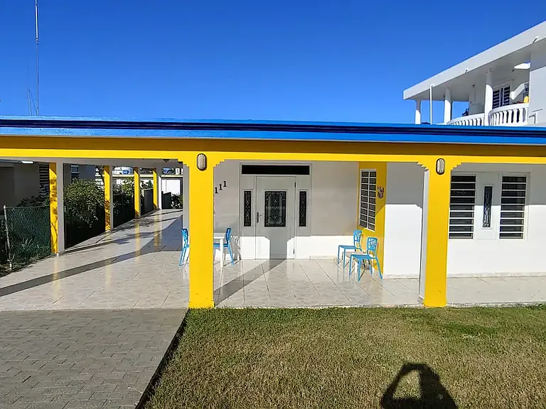 111 Park Rd — Photo 1