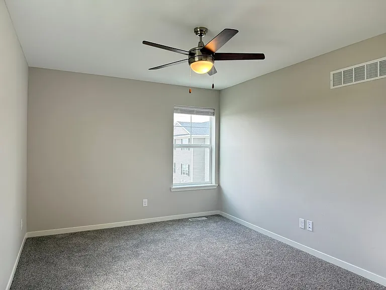 141 Clark Dr SW #2 — Photo 27