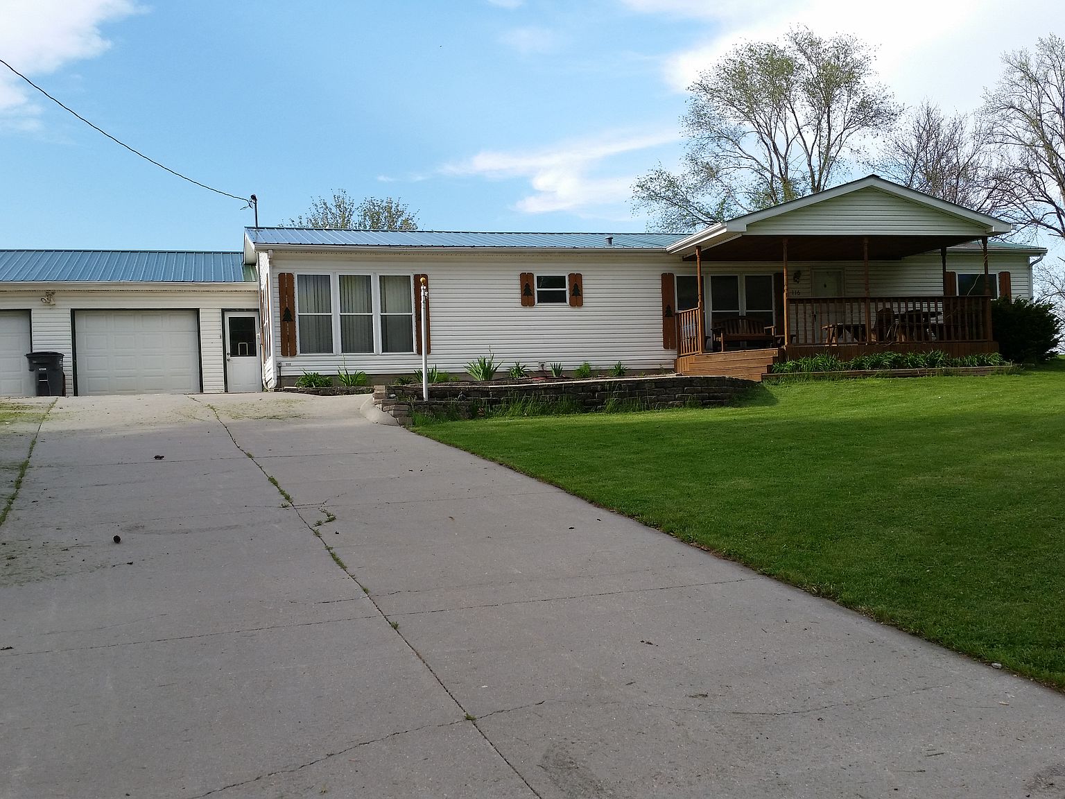 116 North St, Carson, IA 51525 Zillow