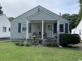 2049 N 21st St, Springfield, IL 62702