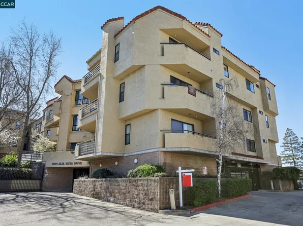 1201 Alta Vista Dr APT 106, Walnut Creek, CA 94596
