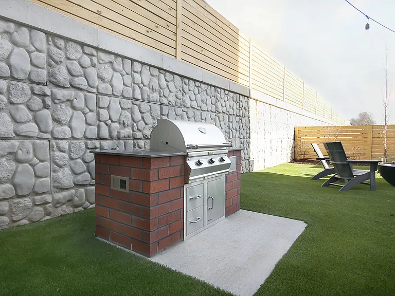 Studios180 Short/Long Term Leases — Photo 27