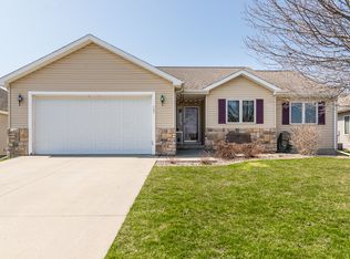 707 Larson Dr, Huxley, IA 50124