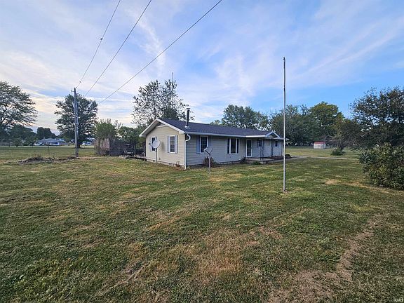 2nd image of 301 N Hickory St