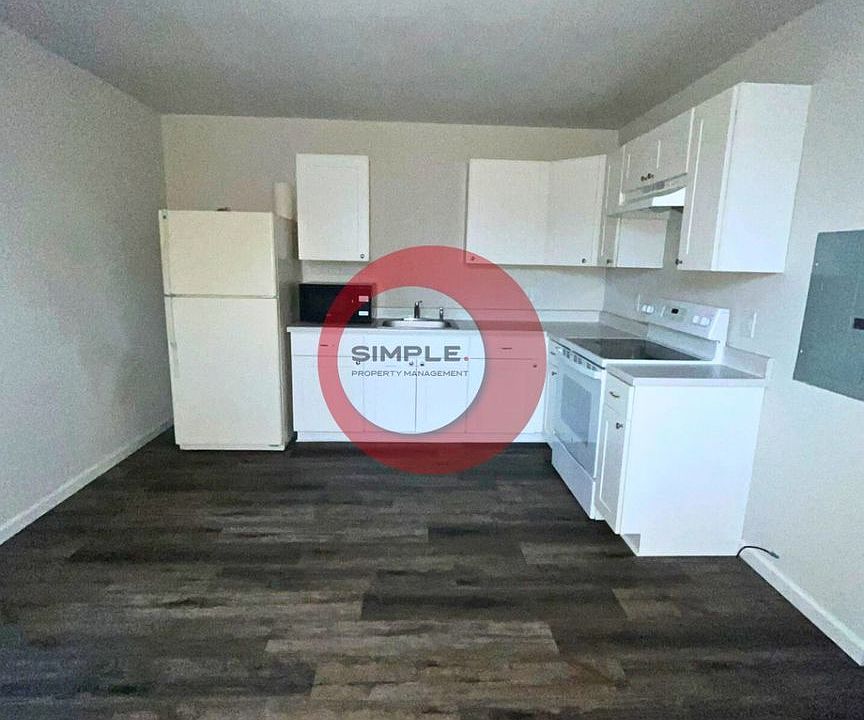 1st image of 38.5 W Lancaster Ave #3