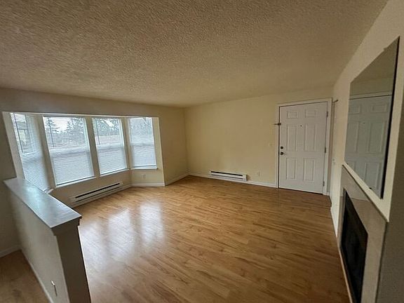 3rd image of 5213 S Orchard St #D