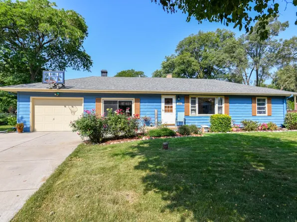 1433 South 166th STREET, New Berlin, WI 53151