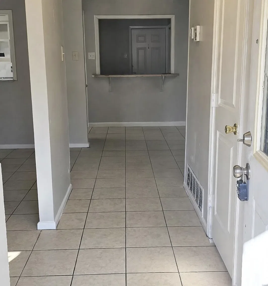 2324 Fulton Dr — Photo 3