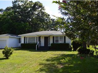 1601 Woodley Rd, Mobile, AL 36618