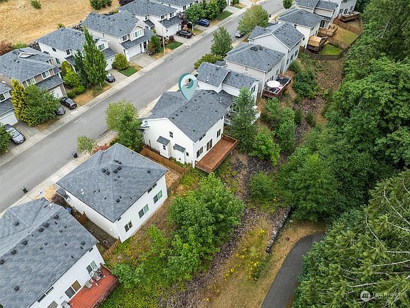 4th image of 1270 Ebbets Drive SW