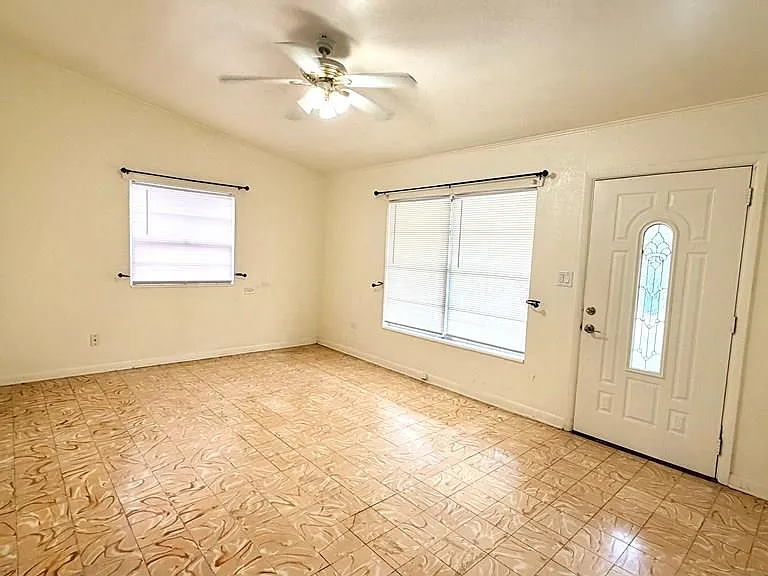 1111 Rosemond Ct #2 — Photo 8