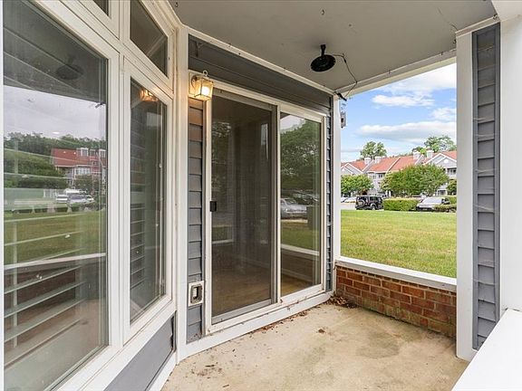 5th image of 1134 Lake Heron Dr #1B