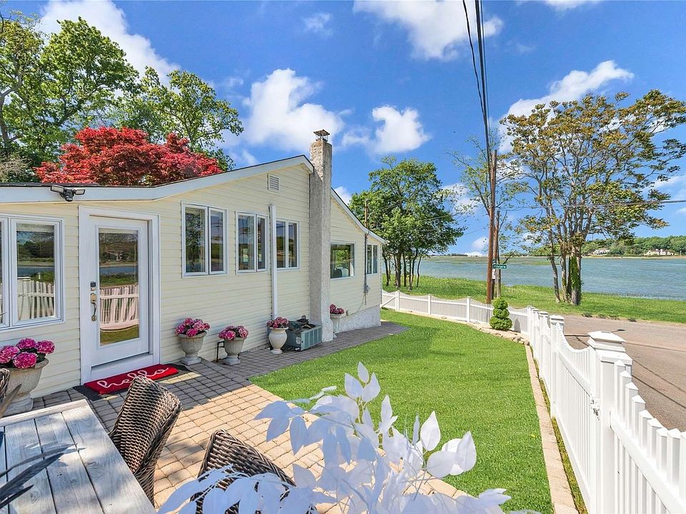 144 Riviera Drive, Kings Park, NY 11754 Zillow