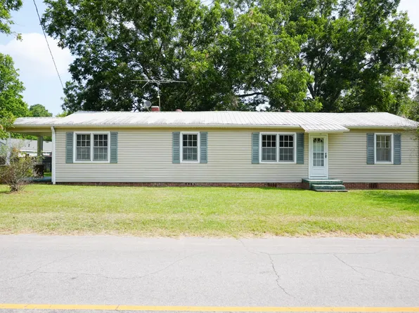 275 Mims St, Williston, SC 29853