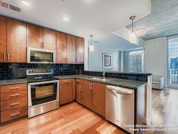 2nd image of 360 Nueces St APT 1507