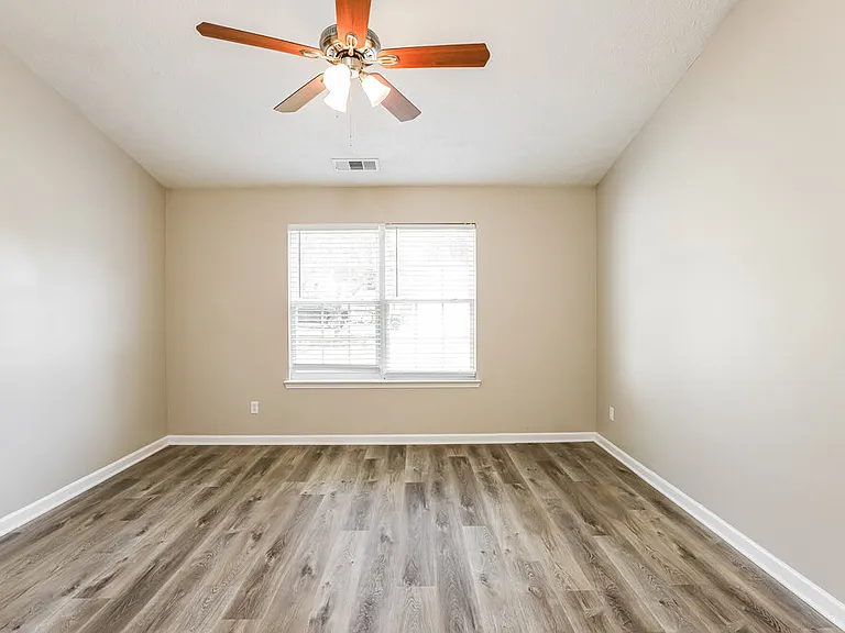 372 Red Maple Way — Photo 8
