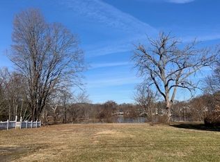 15 Cutlery Avenue, Meriden, CT 06451