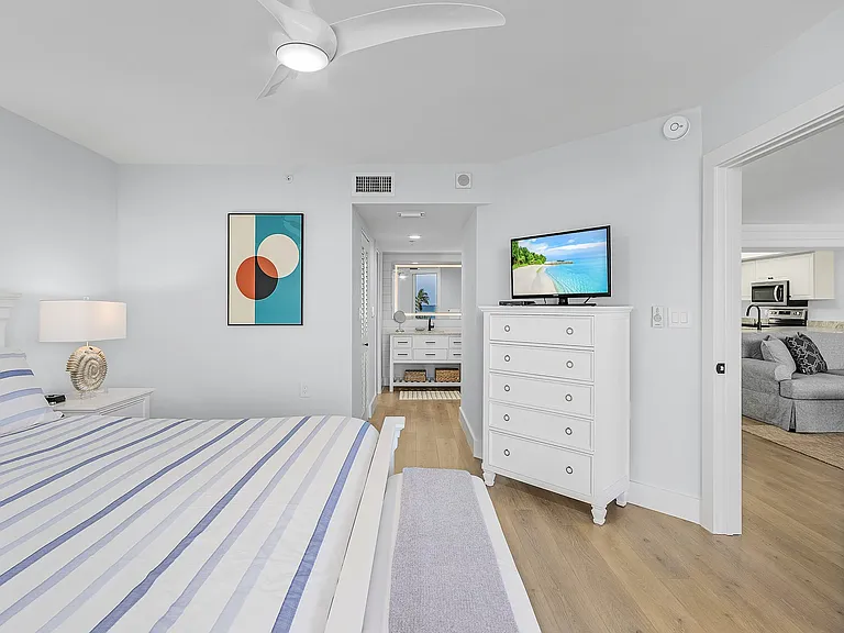 50 Seagate Dr #302B — Photo 18