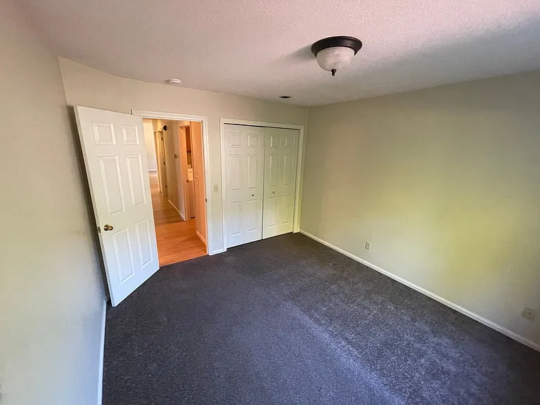 2456 Blackburn St — Photo 12