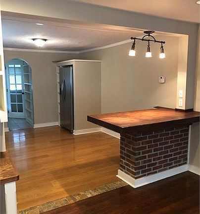 5th image of 2542 Edgewood Ave