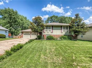 12809 Crystal Ave, Grandview, MO 64030