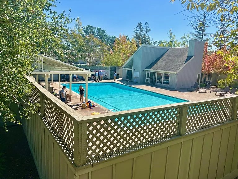 37 Creekridge Ct — Photo 30