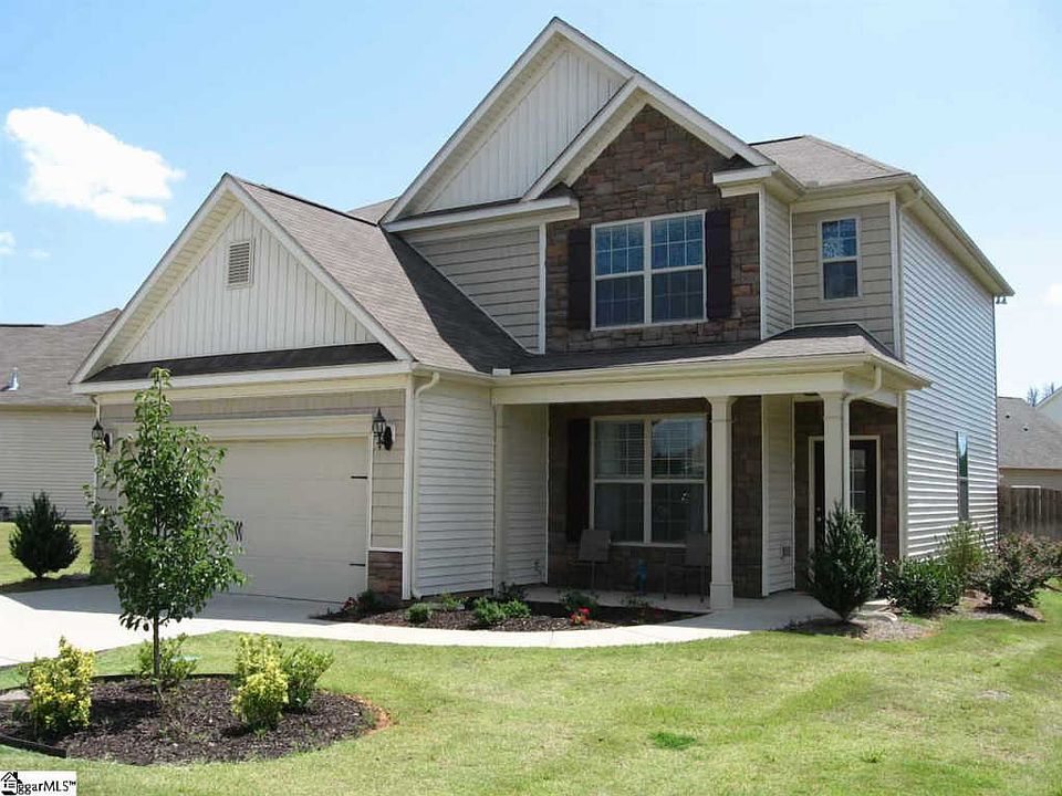 1st image of 215 Heathbury Ct