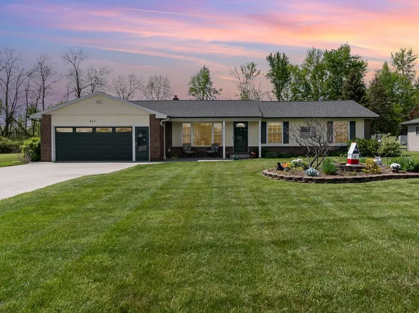 511 Glenview Ct, Pinconning, MI 48650