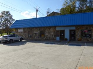 71 S Berrong St, Hiawassee, GA 30546