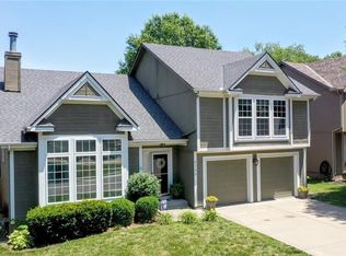 5135 Payne St, Shawnee, KS 66226
