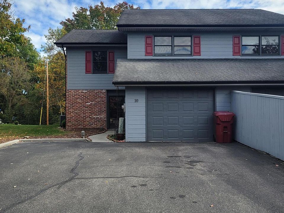1st image of 10 Windridge Ct #10