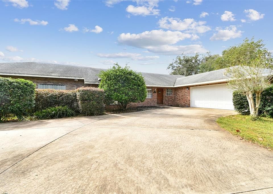 1st image of 812 W RICH AVENUE